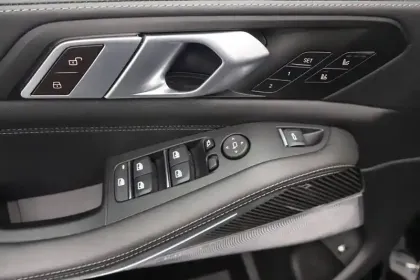 Photo 29 BMW X5  xDrive50e 489 ch BVA8