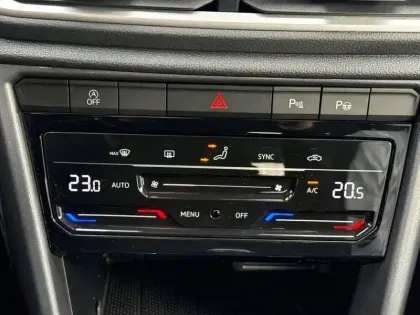 Photo 52 Volkswagen T-roc  2.0 TDI 150 Start/Stop DSG7