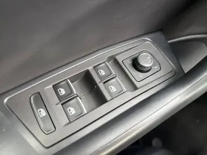 Photo 51 Volkswagen T-roc  2.0 TDI 150 Start/Stop DSG7