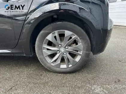 Photo 10 Peugeot 208  Electrique 50 kWh 136ch