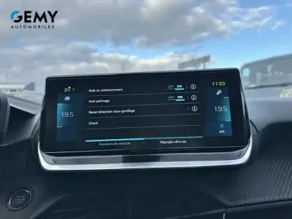 Photo 19 Peugeot 208  Electrique 50 kWh 136ch