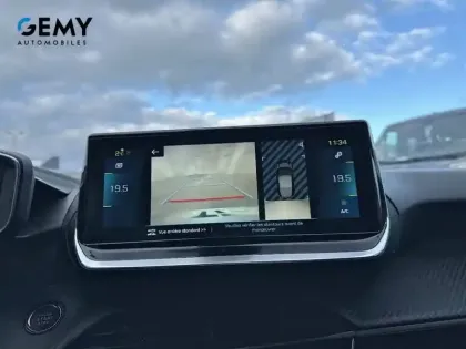 Photo 23 Peugeot 208  Electrique 50 kWh 136ch