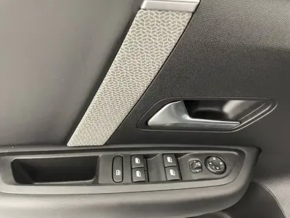 Photo 176 Citroën C4  PureTech 130 S&S EAT8