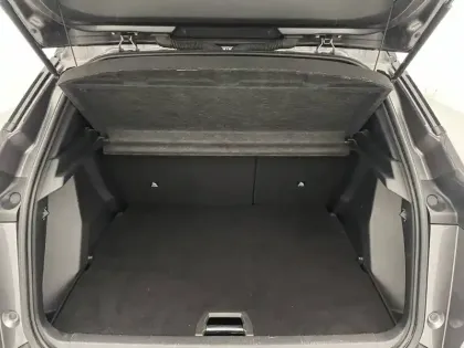 Photo 12 Peugeot 2008  PureTech 130 S&S BVM6