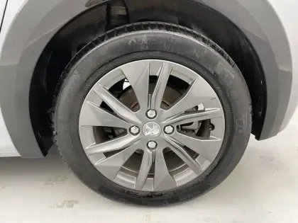 Photo 46 Peugeot 208 Gén. II Ph1 NG Active Business 5