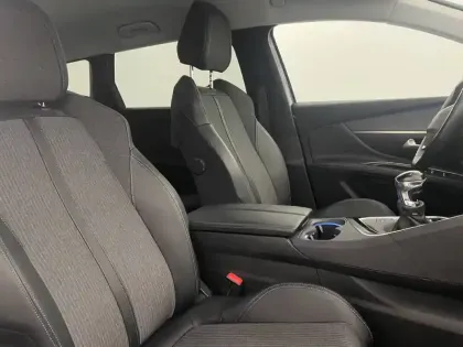 Photo 24 Peugeot 5008  BlueHDi 130ch S&S BVM6