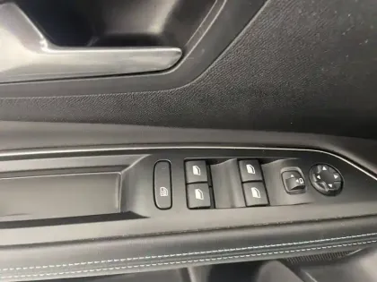 Photo 26 Peugeot 5008  BlueHDi 130ch S&S BVM6