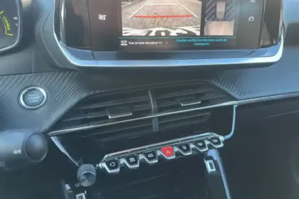 Photo 13 Peugeot 208  Electrique 50 kWh 136ch