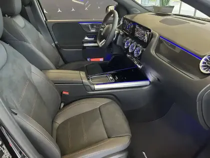 Photo 36 Mercedes Classe B  200 d 8G-DCT