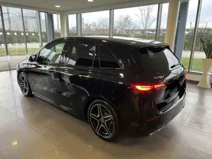 Photo 18 Mercedes Classe B  200 d 8G-DCT