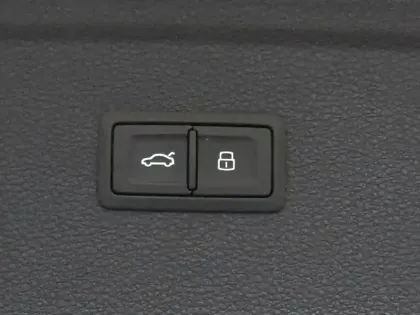 Photo 6 Audi Q5  50 TFSIe 299 S tronic 7 Quattro