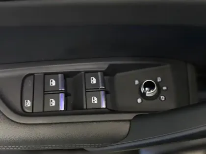 Photo 9 Audi Q5  50 TFSIe 299 S tronic 7 Quattro