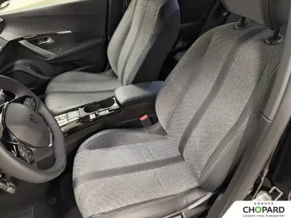 Photo 11 Peugeot 2008  Hybrid 145 e-DCS6