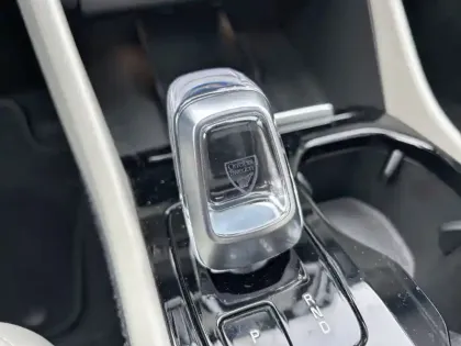 Photo 12 Volvo Xc40  B4 AWD 197 ch DCT7