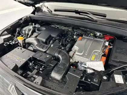 Photo 21 Renault Symbioz  E-Tech full hybrid 145