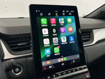 Photo 23 Renault Symbioz  E-Tech full hybrid 145