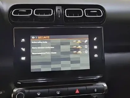 Photo 21 Citroën C3 Aircross  BlueHDi 110 S&S BVM6