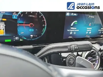 Photo 12 Mercedes GLA  250 e 8G-DCT