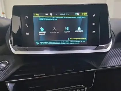 Photo 23 Peugeot 208  Electrique 50 kWh 136ch