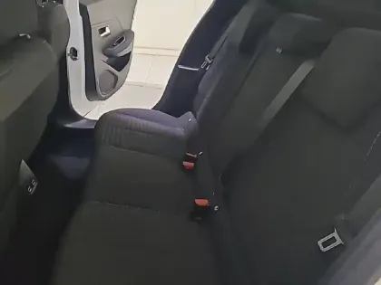 Photo 11 Peugeot 208  Electrique 50 kWh 136ch