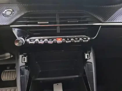 Photo 58 Peugeot 208 Gén. II Ph1 NG Style 5