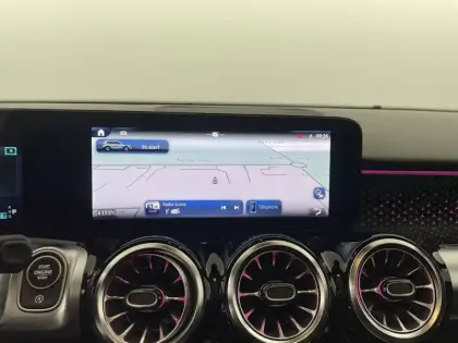 Photo 103 Mercedes GLB  200 d 8G-DCT