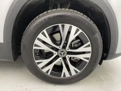 Photo 27 Mercedes GLB Gén. I (X247) Ph2 Progressive Line 5