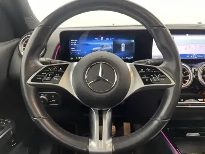 Photo 37 Mercedes GLB Gén. I (X247) Ph2 Progressive Line 5