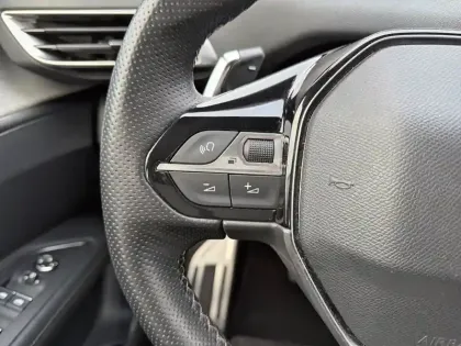 Photo 22 Peugeot 3008  Hybrid 225 e-EAT8