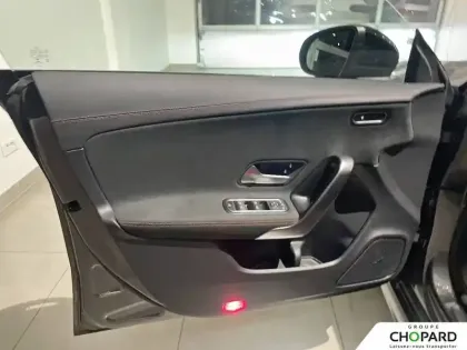 Photo 42 Mercedes CLA  Shooting Brake 200 7G-DCT