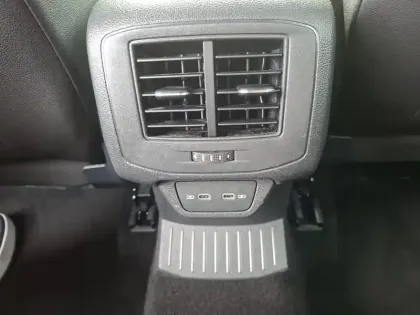 Photo 26 Volkswagen T-roc  1.5 TSI EVO 150 Start/Stop DSG7