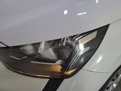 Photo 43 Peugeot 208  BLUEHDI 100 S&S BVM6