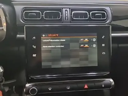 Photo 22 Citroën C3 Gén. III Ph2 Shine 5