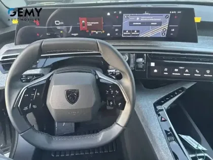 Photo 13 Peugeot 3008  Hybrid 145 e-DCS6