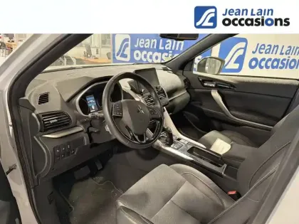 Photo 10 Mitsubishi Eclipse  Cross 2.4 MIVEC PHEV Twin Motor 4WD