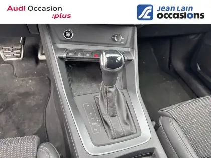 Photo 12 Audi Q3  35 TFSI 150 ch S tronic 7