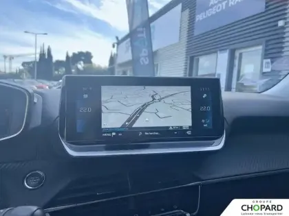 Photo 12 Peugeot 2008  PureTech 130 S&S EAT8