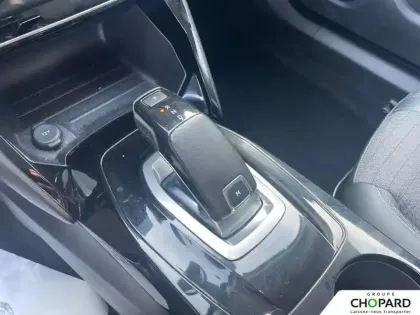 Photo 17 Peugeot 2008  PureTech 130 S&S EAT8