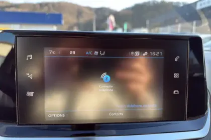 Photo 18 Peugeot 2008  PureTech 100 S&S BVM6