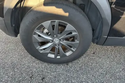 Photo 58 Peugeot 2008  PureTech 100 S&S BVM6