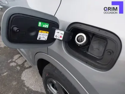 Photo 23 Ford Kuga  2.5 Duratec 180 ch FlexiFuel FHEV E85 Powershift