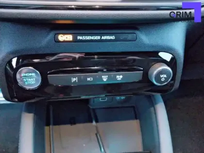 Photo 7 Ford Kuga  2.5 Duratec 180 ch FlexiFuel FHEV E85 Powershift