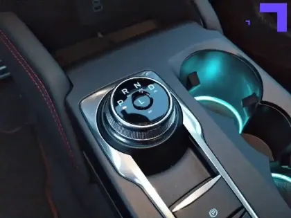 Photo 9 Ford Kuga  2.5 Duratec 180 ch FlexiFuel FHEV E85 Powershift