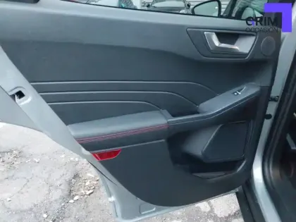 Photo 20 Ford Kuga  2.5 Duratec 180 ch FlexiFuel FHEV E85 Powershift