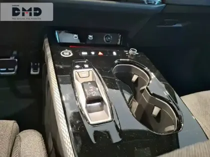 Photo 8 Audi A5  Avant e-hybrid 299 ch S tronic 7 Quattro