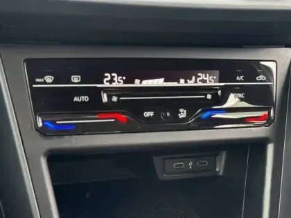 Photo 52 Volkswagen Polo  1.0 TSI 95 S&S BVM5