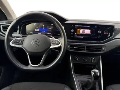 Photo 11 Volkswagen Polo  1.0 TSI 95 S&S BVM5