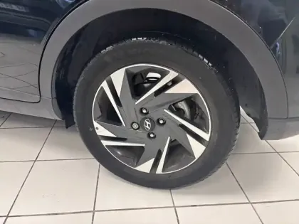 Photo 18 Hyundai Bayon  1.0 T-GDi 100 DCT-7 Hybrid 48V