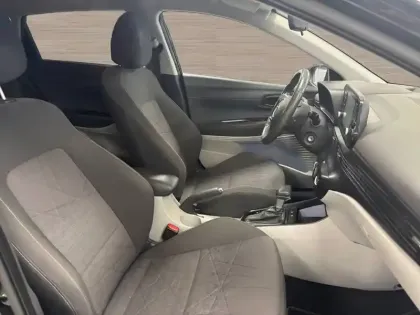 Photo 15 Hyundai Bayon  1.0 T-GDi 100 DCT-7 Hybrid 48V