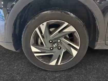 Photo 14 Hyundai Bayon  1.0 T-GDi 100 DCT-7 Hybrid 48V